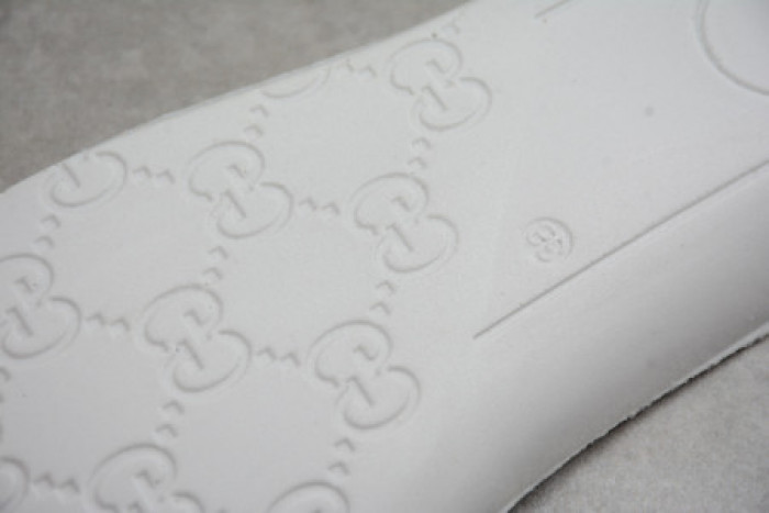 G*u*i ace embroidered low-top sneaker 43194 a38g0 9064