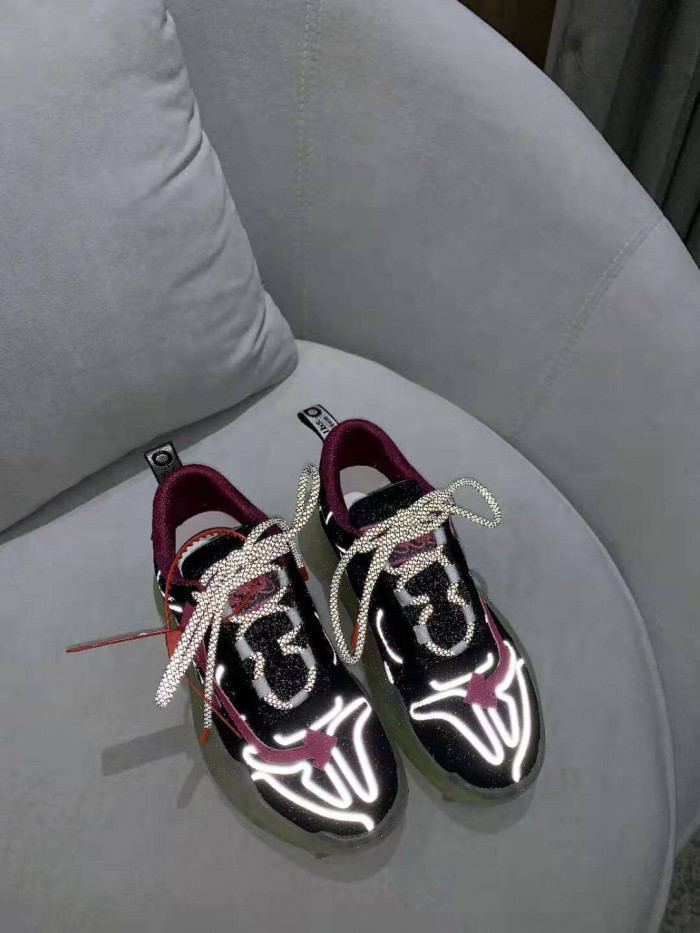 OFF-WHITE C/O ODSY-1000 SNEAKER