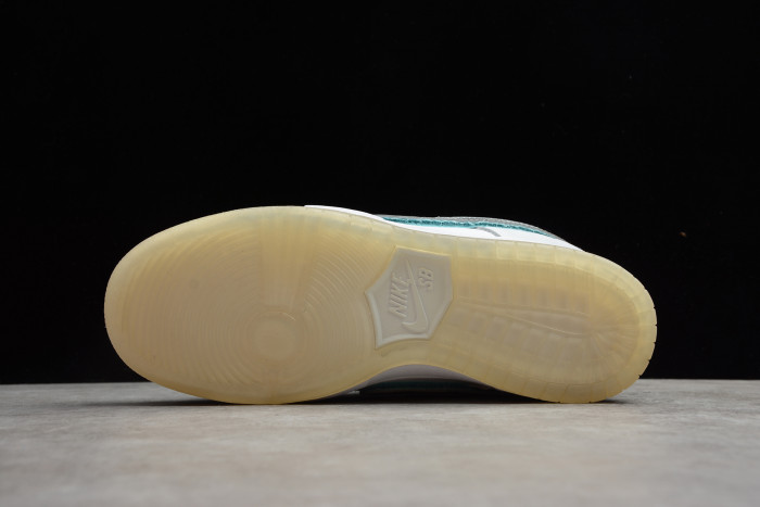 nike sb dunk low diamond S*pply co white diamond bv1310-100