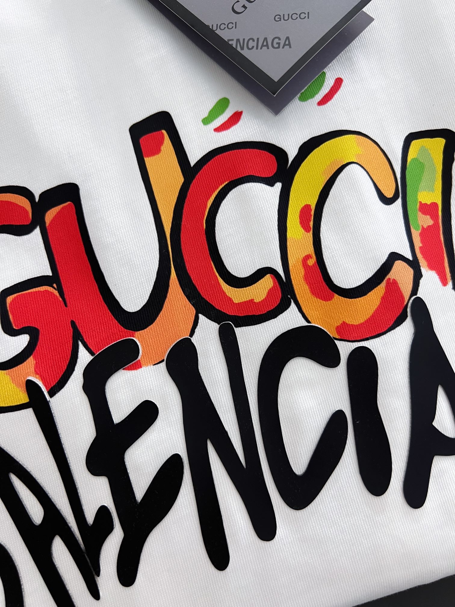 Ba*len*cia*ga t-shirts