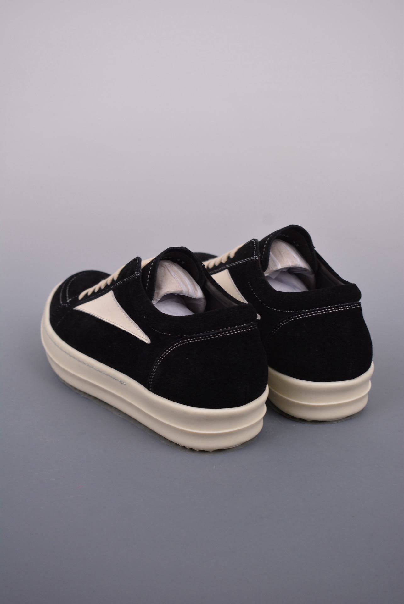 Rick Owen.s Sneaker