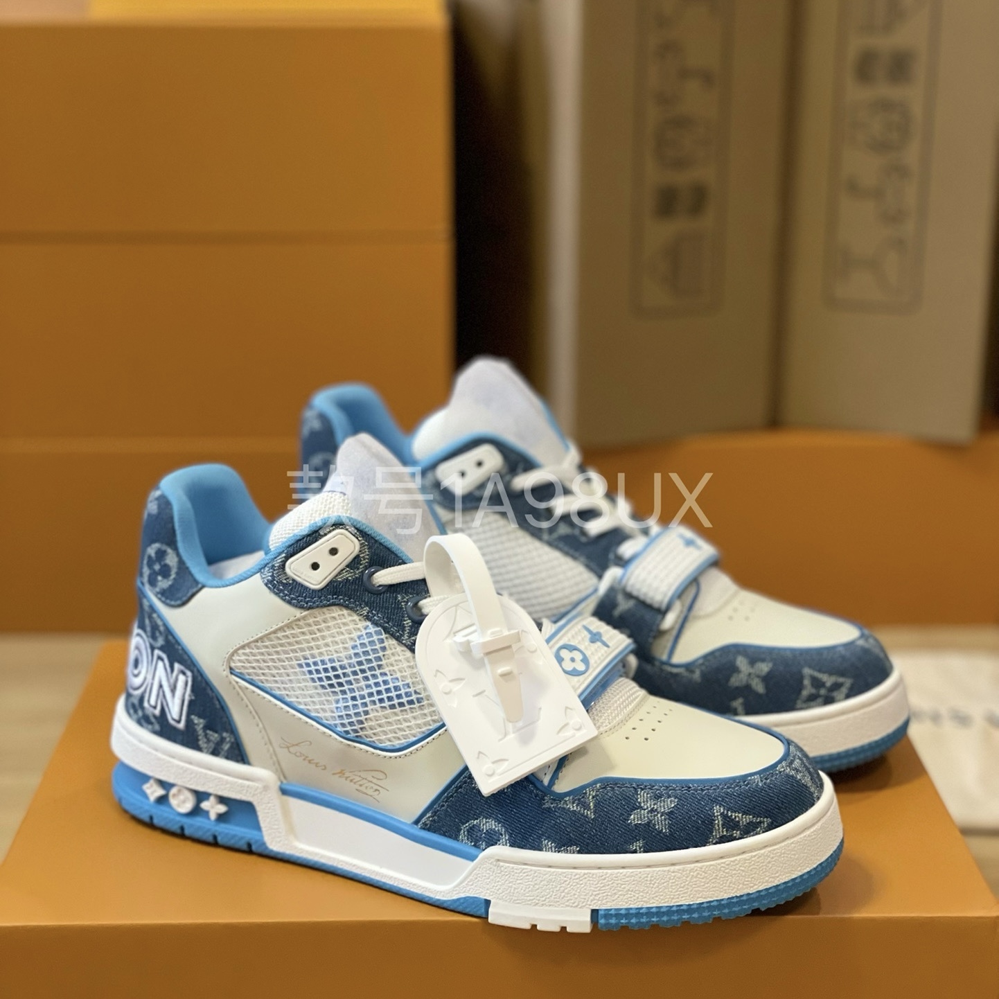 Loui Vuitto TRAINER SNEAKER