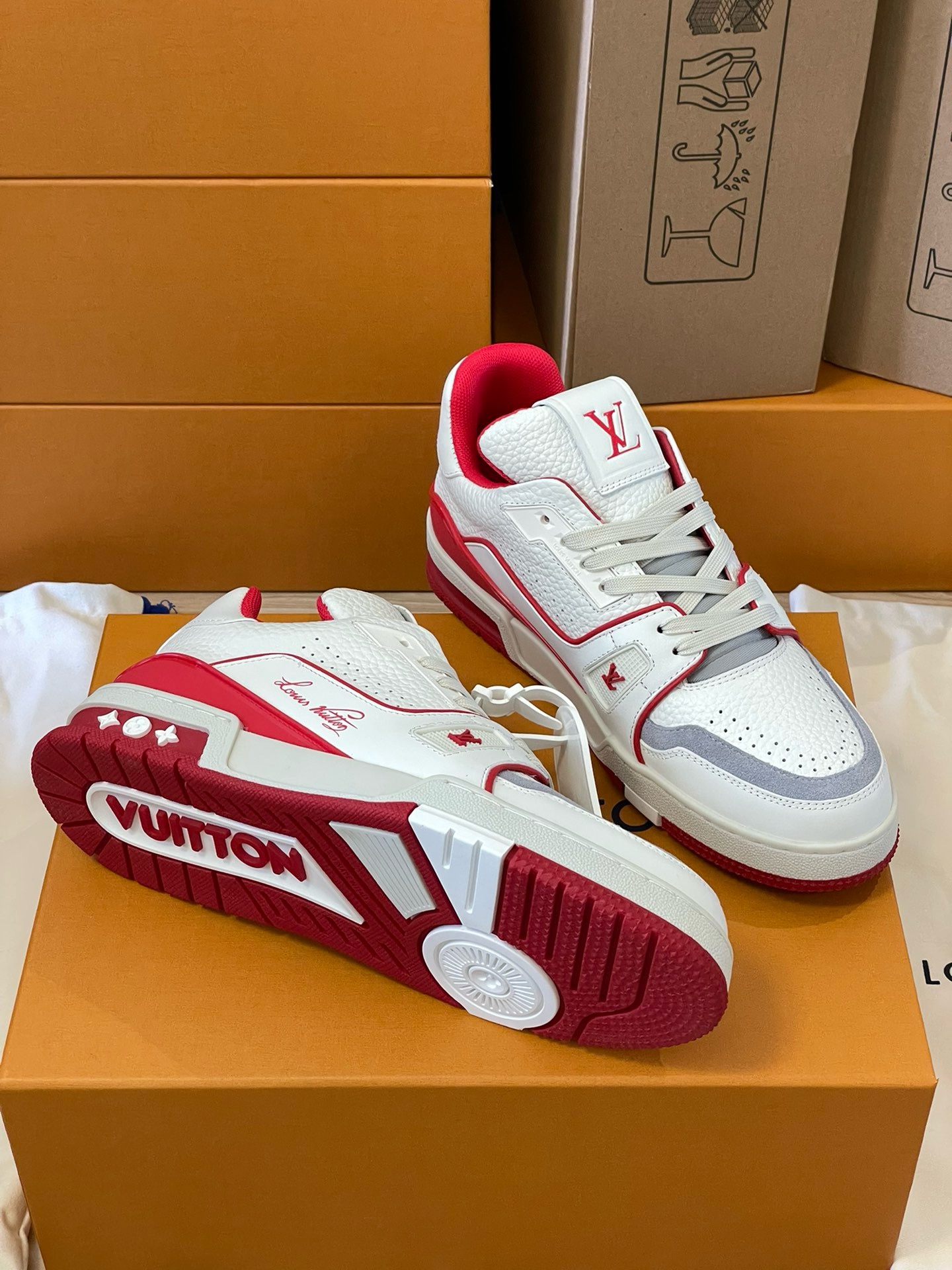 Loui Vuitto TRAINER SNEAKER