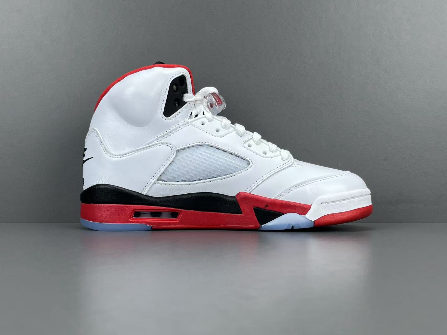 Jordan 5 Retro Fire Red Black Tongue HQ7978-101